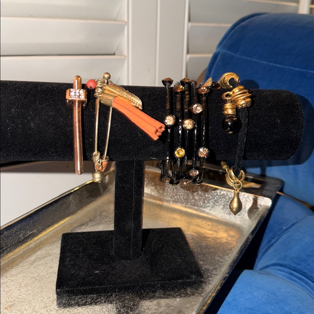 8 Stackable Bracelet Set - image 1